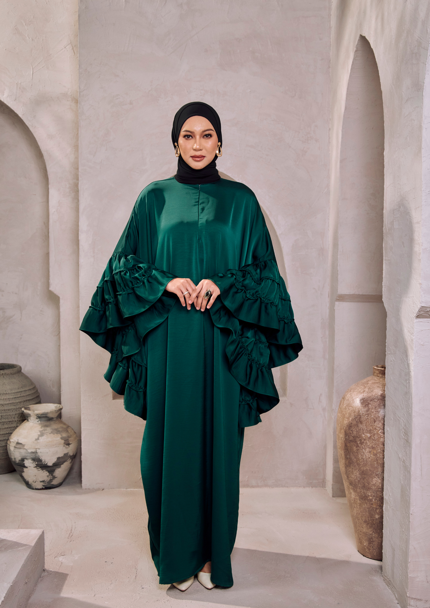 LUBNA ABAYA