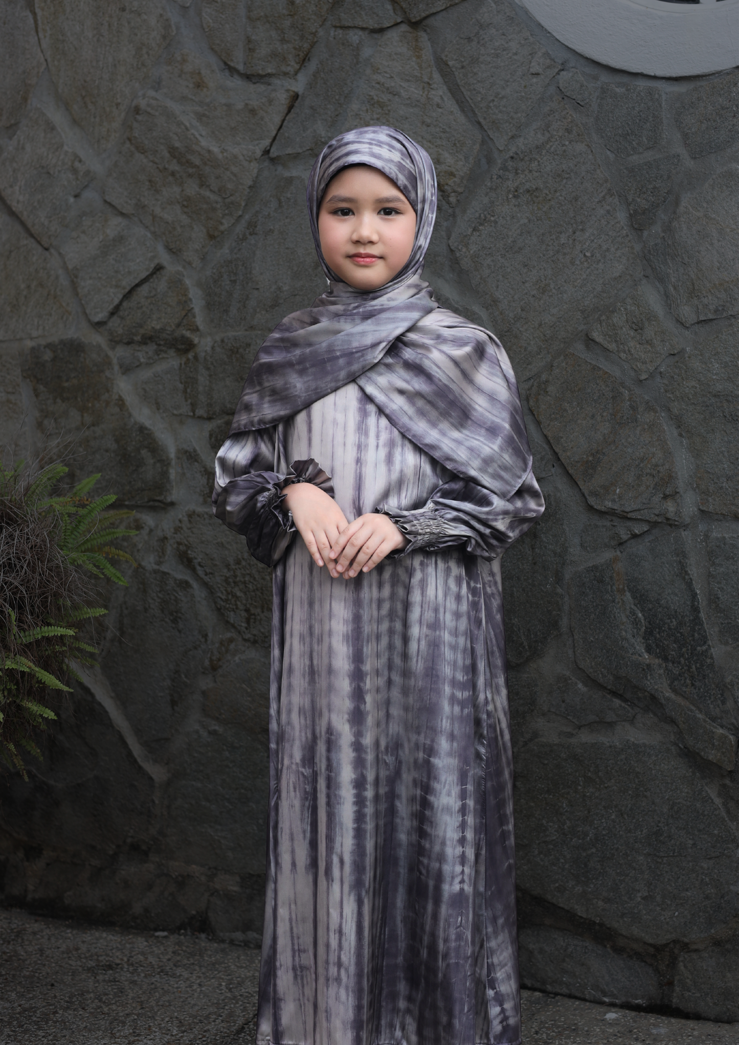 AURA ABAYA KIDS + IESA KURTA TELUK BELANGA KIDS