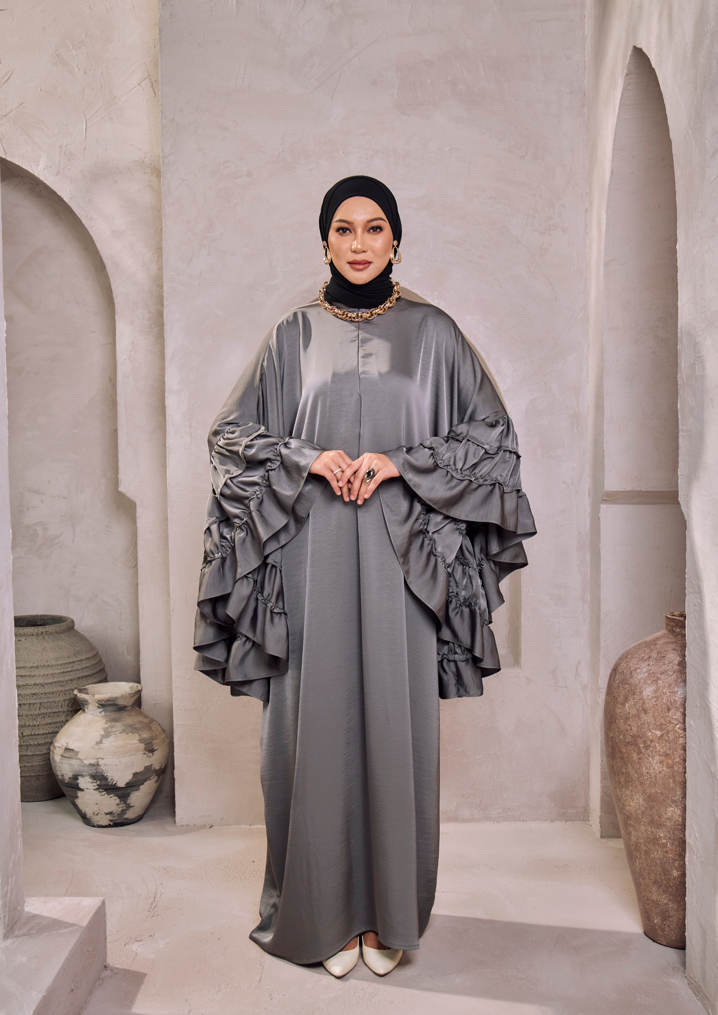 LUBNA ABAYA