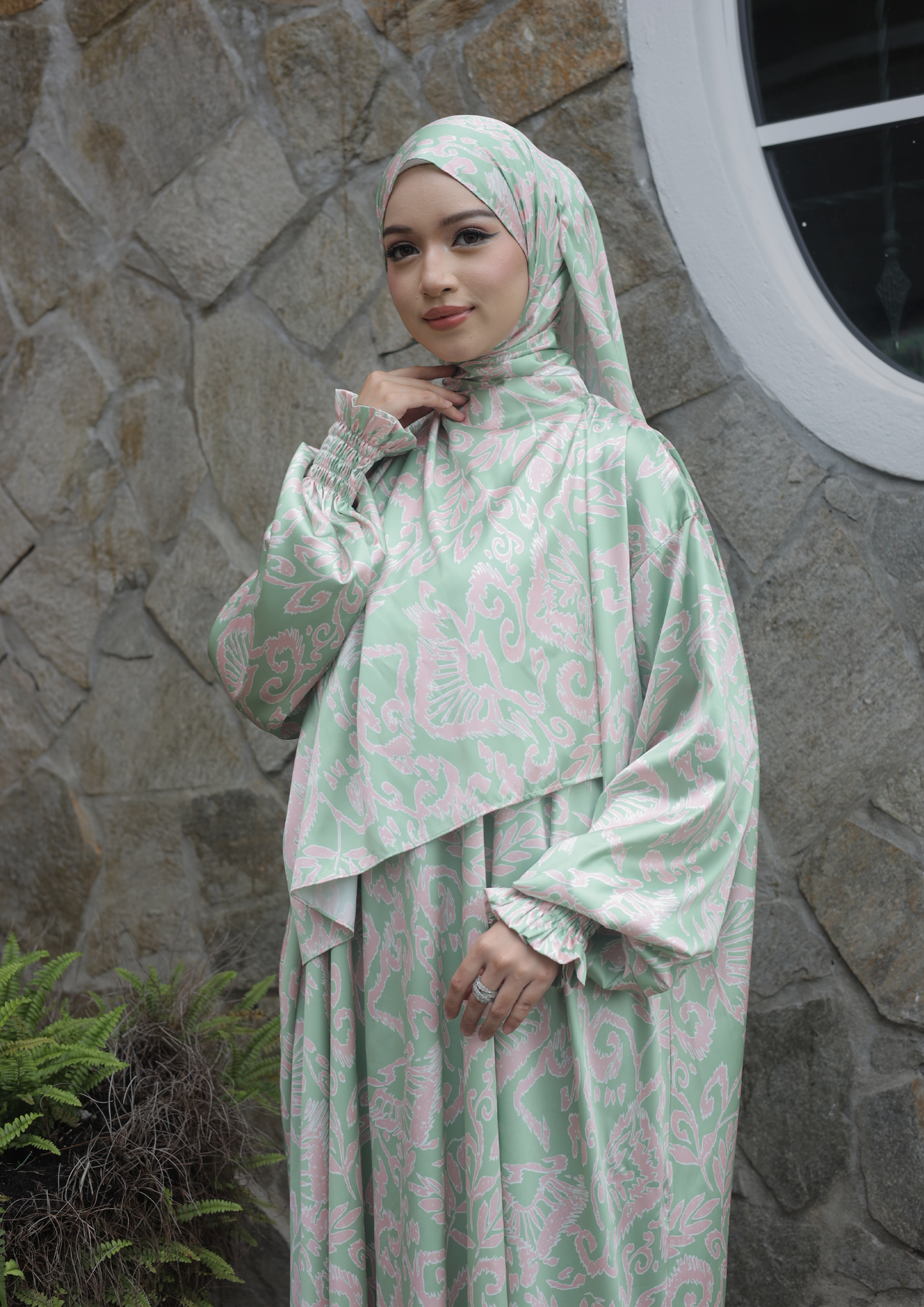 AURA ABAYA + IESA KURTA TELUK BELANGA