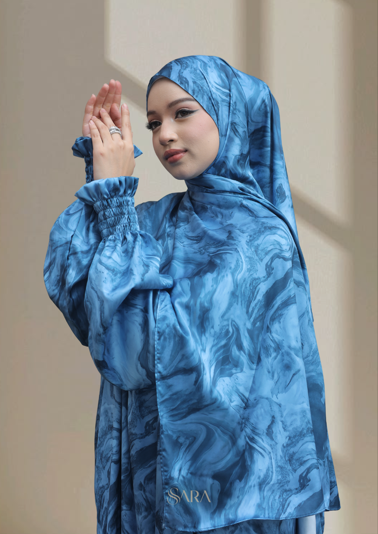 AURA ABAYA (SET WITH SHAWL)