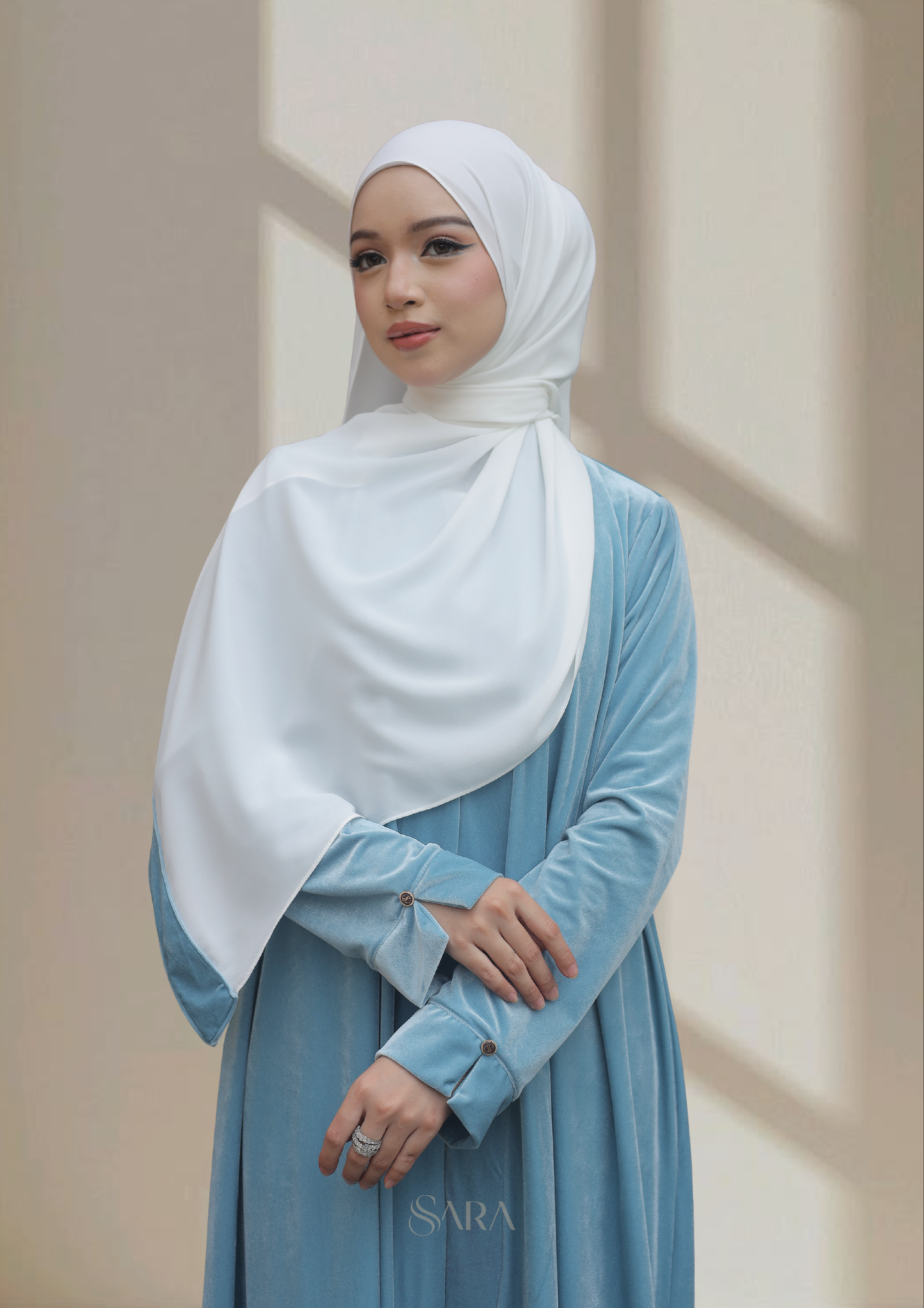 VELORA ABAYA (SET WITH SHAWL)